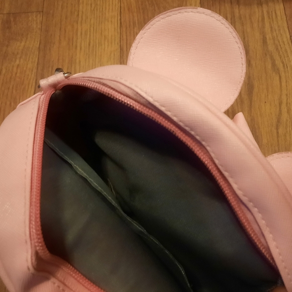 SOLD Minnie Mouse Purse,Interchangeable Bow - Picture 8 of 8